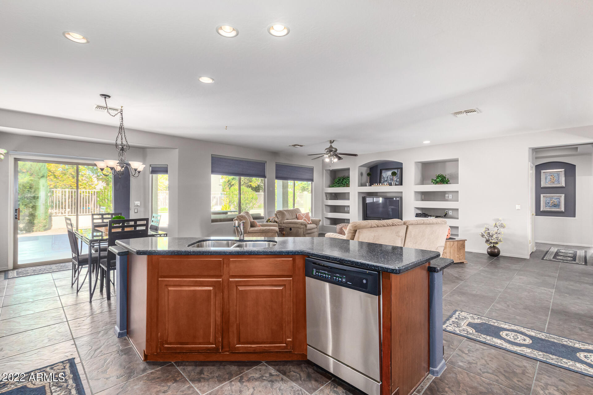 3364 East Hopkins Road Gilbert, AZ 85295 - Photo 12 of 40 18 - Hopkins