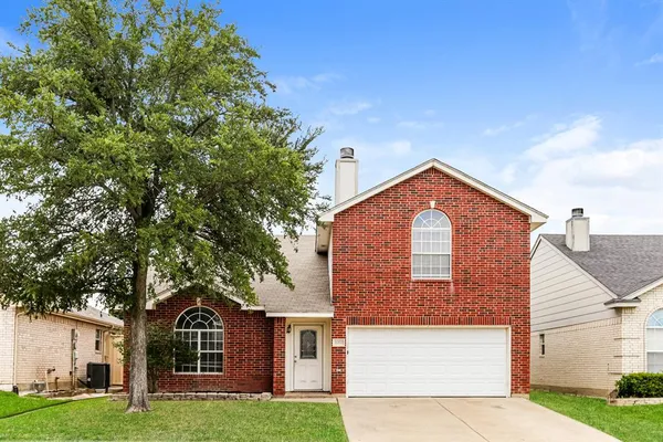 $375,900 | 8959 Rushing River Drive, Fort Worth, TX 76118