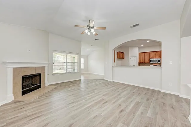 $2,500 | 18420 Dry Brook Loop, Pflugerville, TX 78660