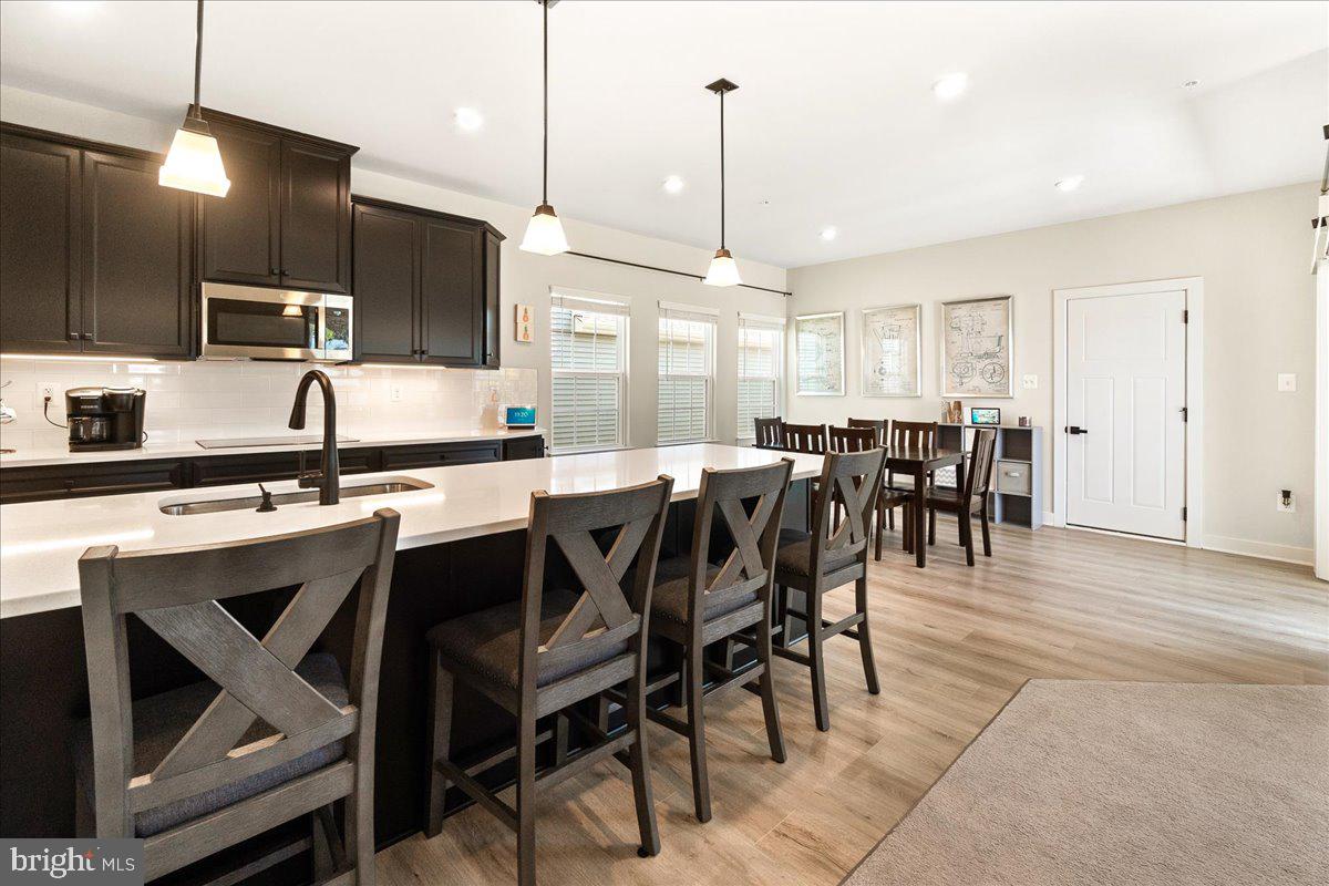 6701 Mt Phillip Road Frederick, MD 21703 - Photo 17 of 51 Enjoy entertaining w/island from kitchen