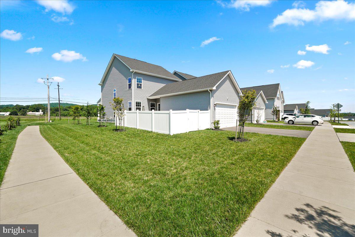6701 Mt Phillip Road Frederick, MD 21703 - Photo 38 of 51 courner lot view shoing privacy premier lot