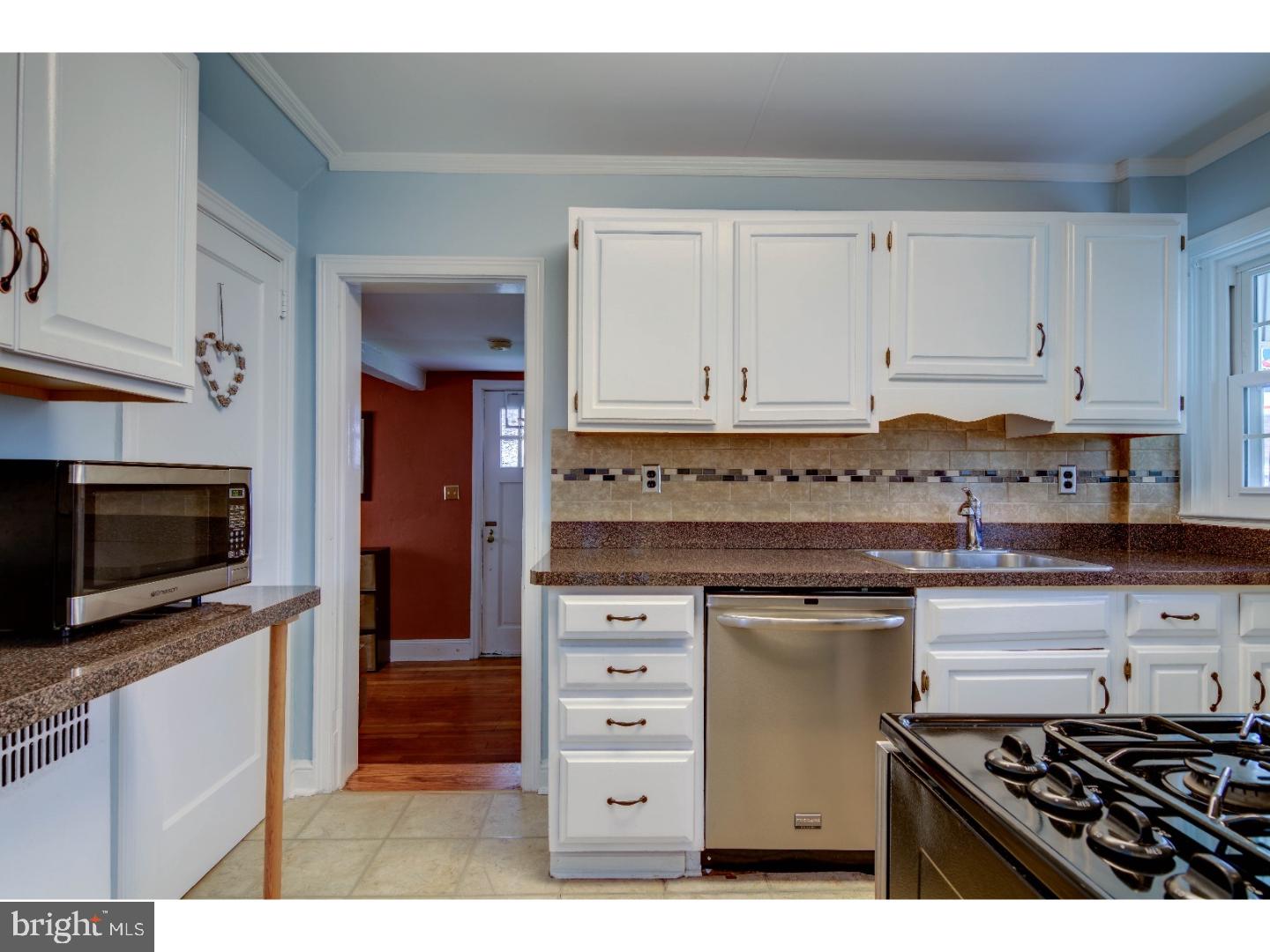 49 Princeton Road Havertown, PA 19083 - Photo 9 of 21