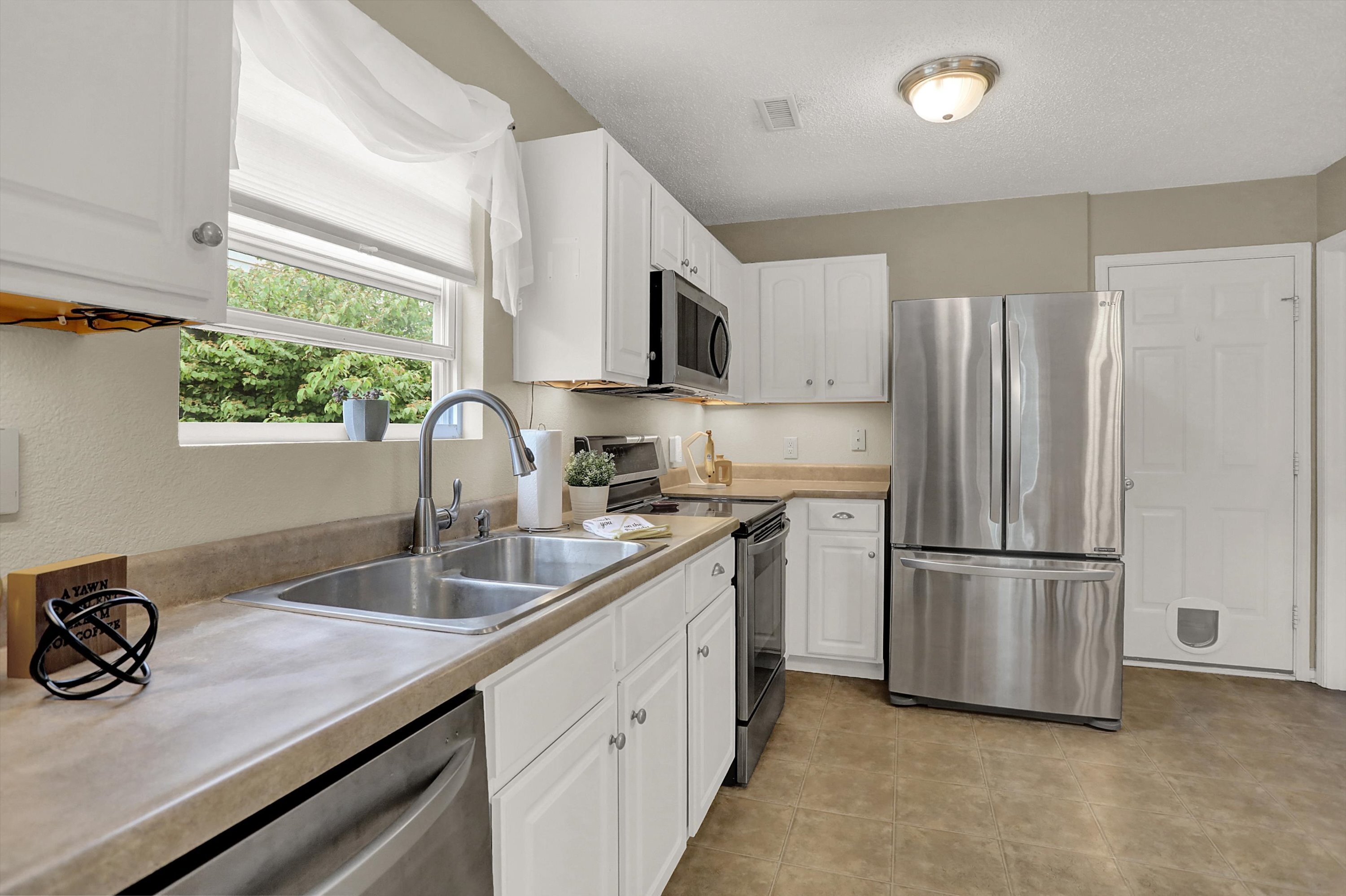 9361 West Dockside Circle Pendleton, IN 46064 - Photo 30 of 67