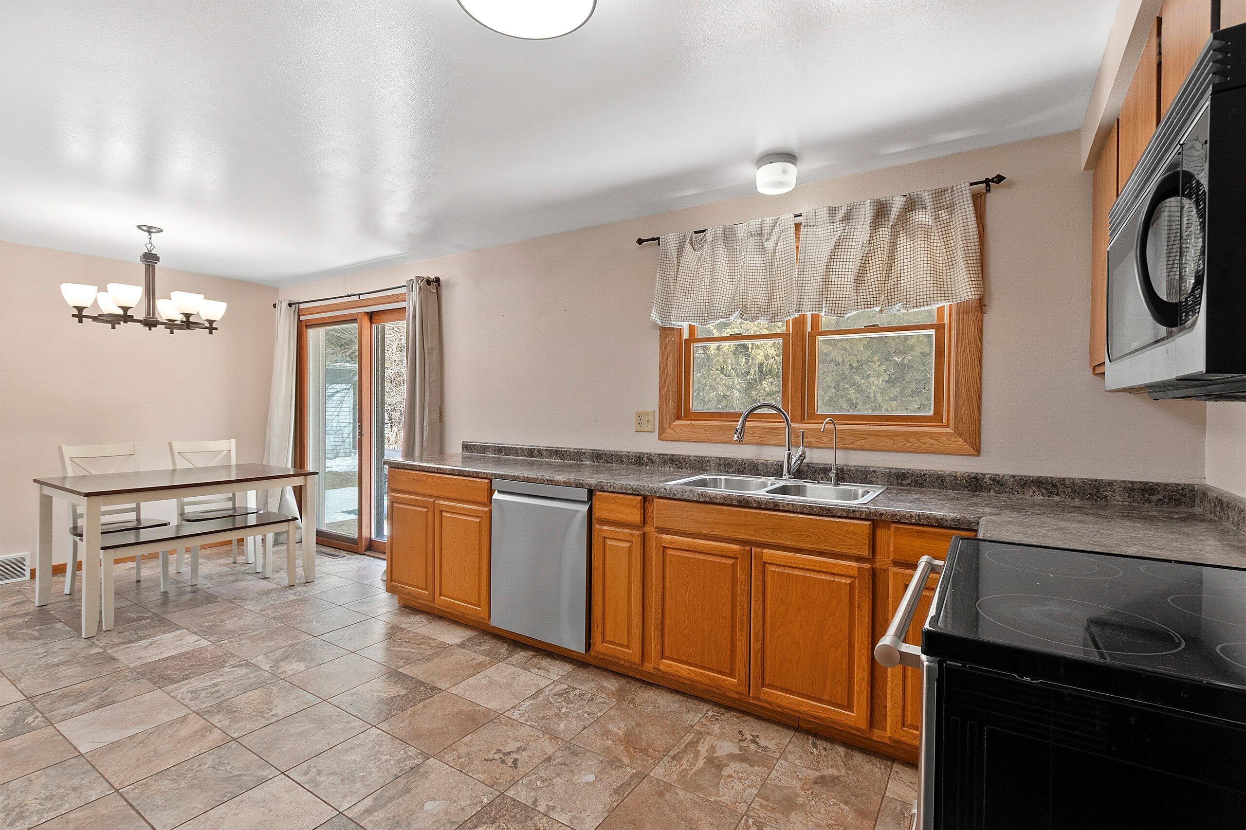 13725 Jambo Creek Road Gibson, WI 54228 - Photo 12 of 44 150105.JPG-SMALL