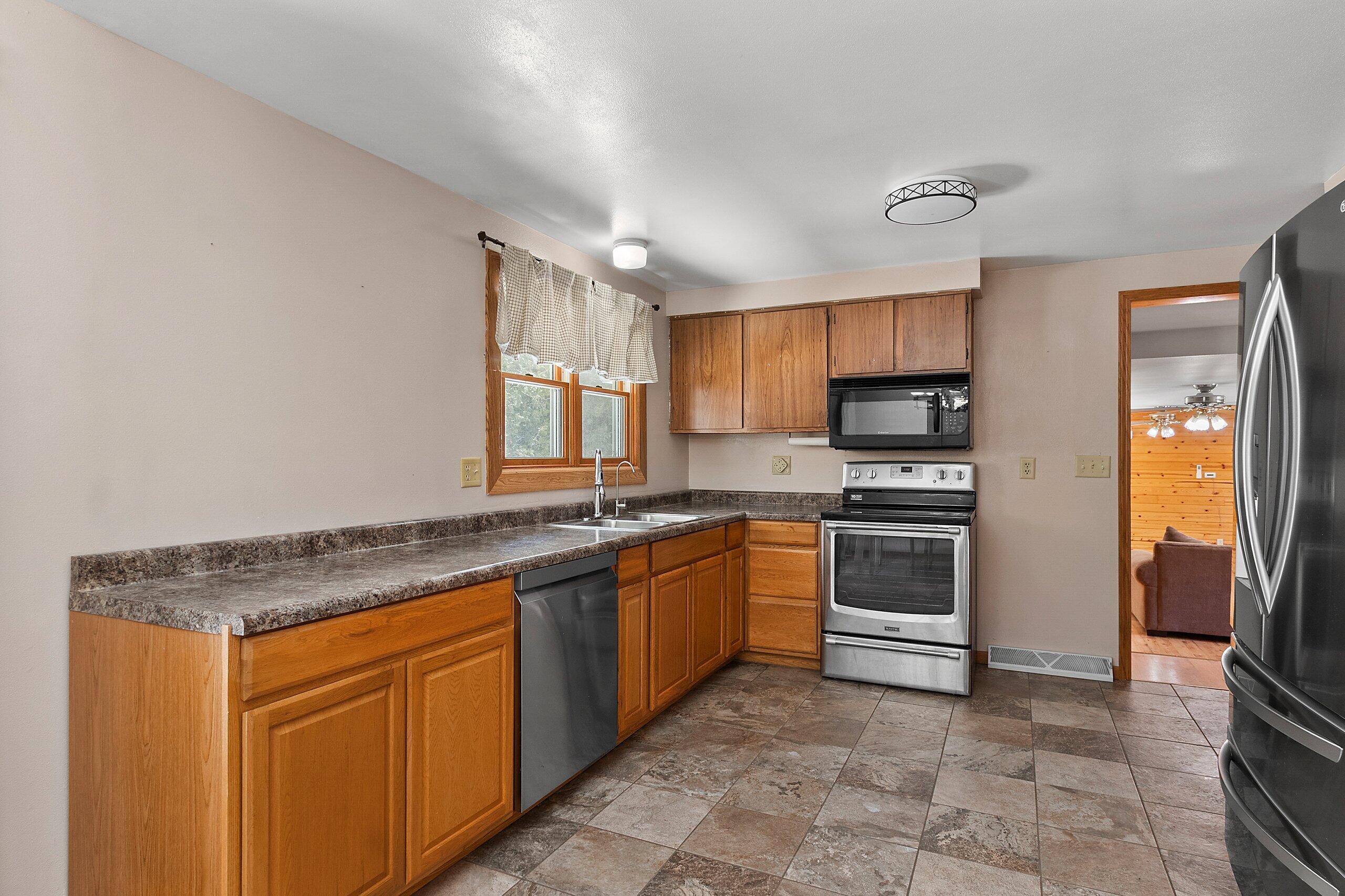 13725 Jambo Creek Road Gibson, WI 54228 - Photo 9 of 44 150089.JPG-SMALL