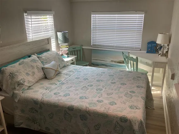 $2,000 | 13121 4th Street East, Unit 1, Madeira Beach, FL 33708