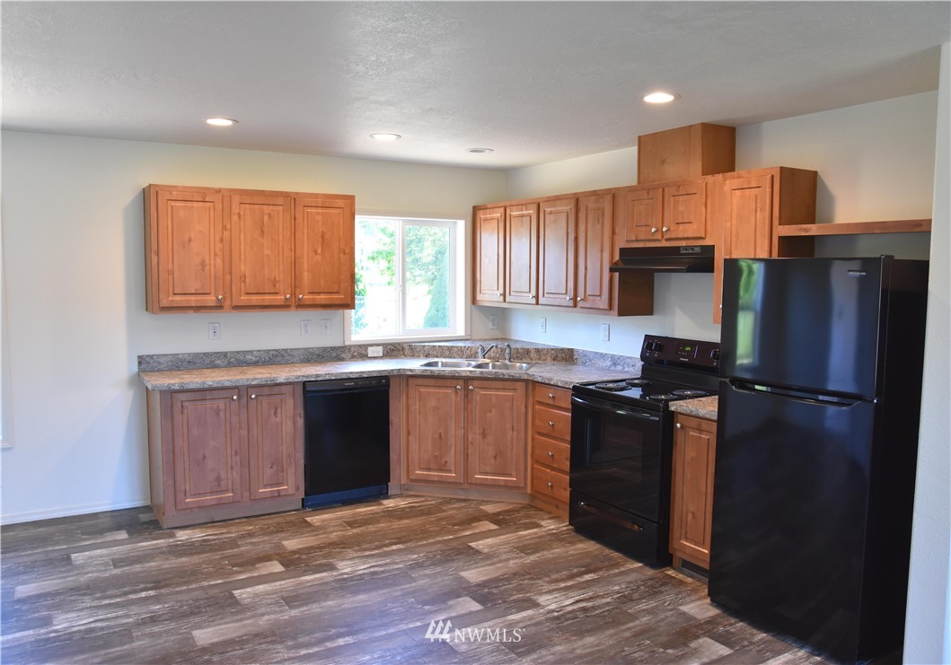 628 Main Street Vader, WA 98593 - Photo 7 of 18 Gallery Image 7