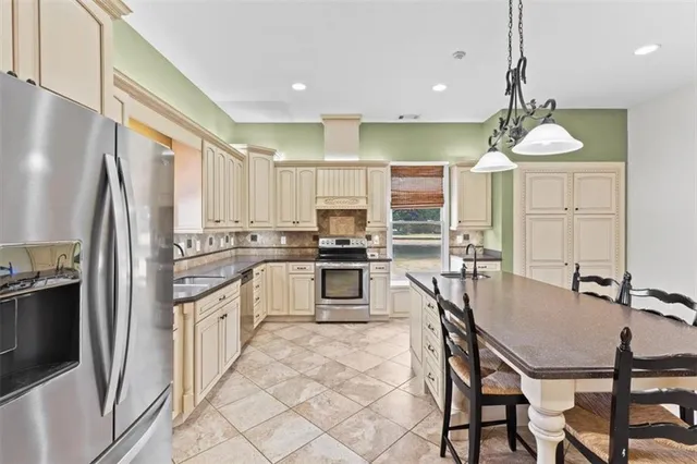 $675,000 | 406 Fred Kelly Road Northeast, Rome, GA 30161