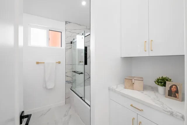 $1,740,000 | 529 North Griffith Park Drive, Burbank, CA 91506