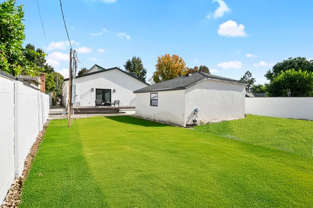 $1,740,000 | 529 North Griffith Park Drive, Burbank, CA 91506