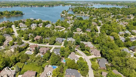 $924,900 | 8840 Bay Breeze Lane, Indianapolis, IN 46236