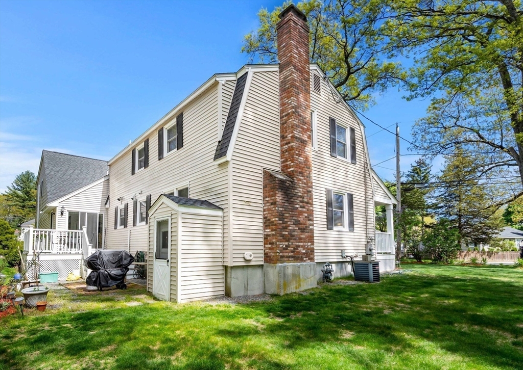 5 Forrest Road Westford, MA 01886 - Photo 7 of 34