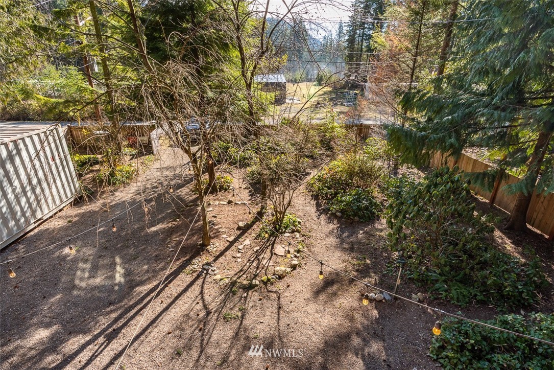 6188 Shamrock Road Maple Falls, WA 98266 - Photo 23 of 31 Gallery Image 23