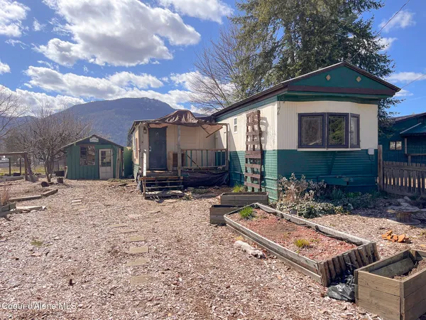 $199,000 | 109 6th Avenue, Clark Fork, ID 83811