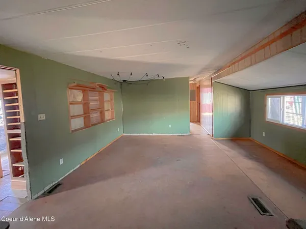 $199,000 | 109 6th Avenue, Clark Fork, ID 83811