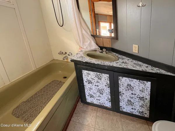 $199,000 | 109 6th Avenue, Clark Fork, ID 83811