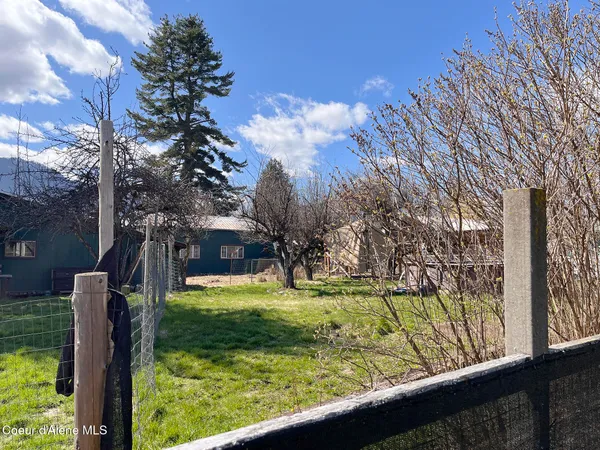 $199,000 | 109 6th Avenue, Clark Fork, ID 83811