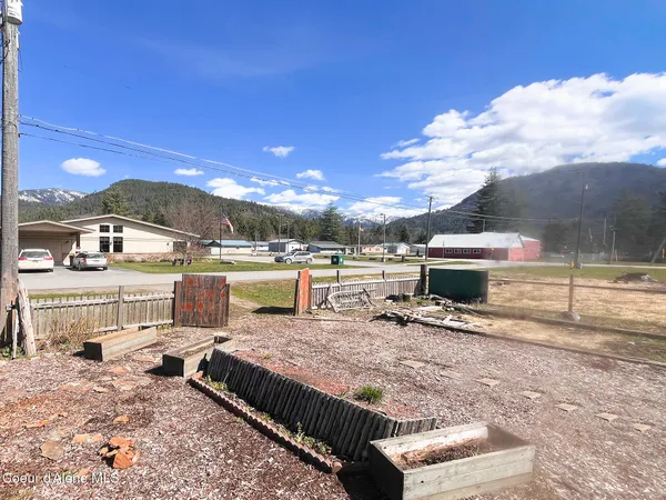 $199,000 | 109 6th Avenue, Clark Fork, ID 83811