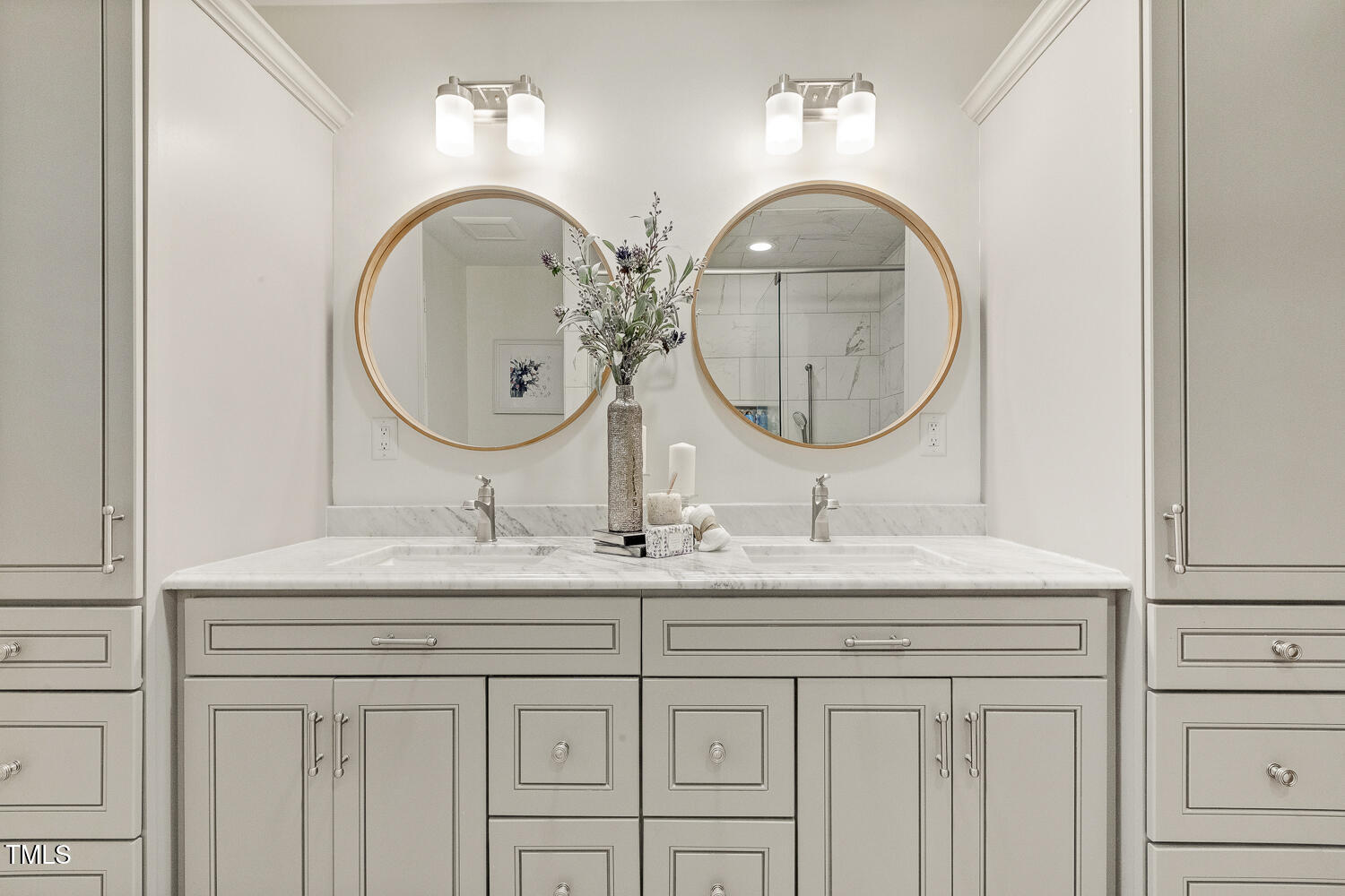 10001 Bushveld Lane Raleigh, NC 27613 - Photo 10 of 19 Master Bath