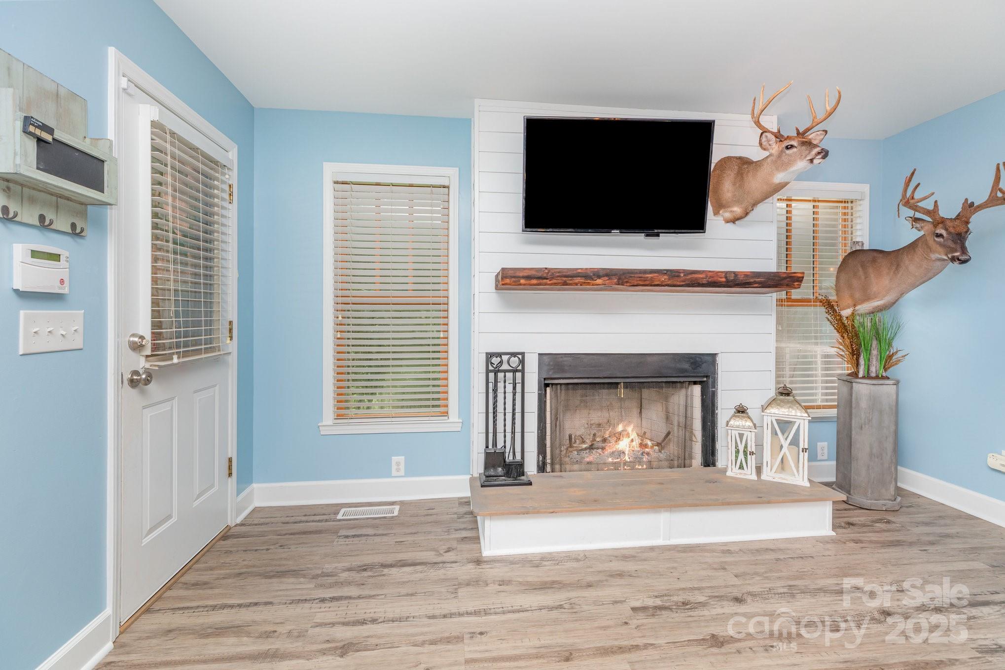 11855 Sam Black Road Midland, NC 28107 - Photo 12 of 35 Gallery Image 12