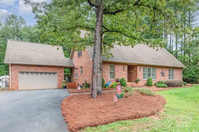 $525,000 | 11855 Sam Black Road, Midland, NC 28107