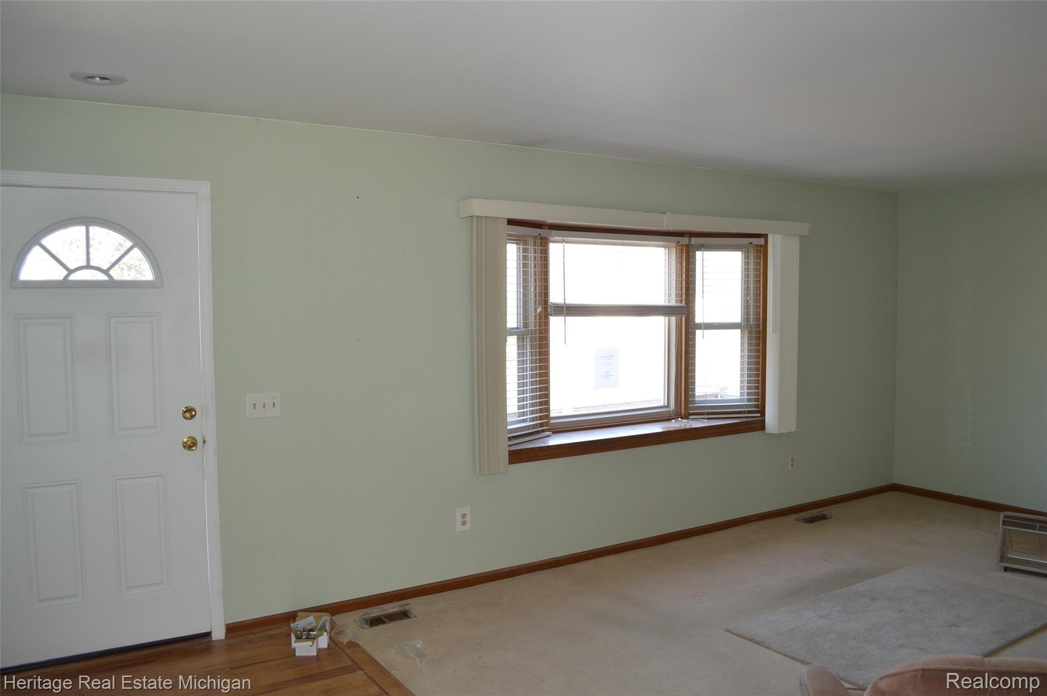 10860 Antcliff Road Fowlerville, MI 48836 - Photo 11 of 30 DSC_1167.JPG