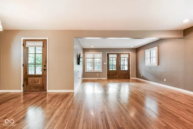 $799,000 | 220 1st Avenue Southeast, Carmel, IN 46032