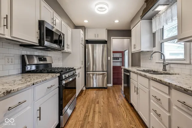 $799,000 | 220 1st Avenue Southeast, Carmel, IN 46032