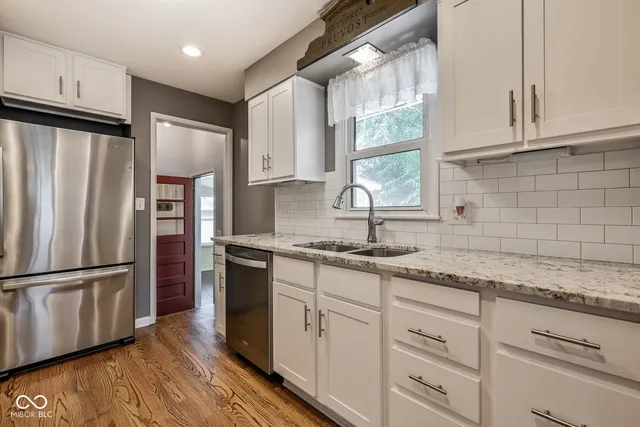 $799,000 | 220 1st Avenue Southeast, Carmel, IN 46032