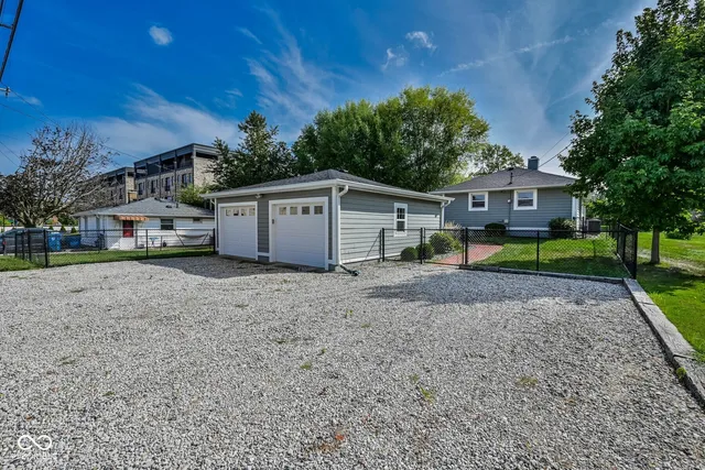 $799,000 | 220 1st Avenue Southeast, Carmel, IN 46032