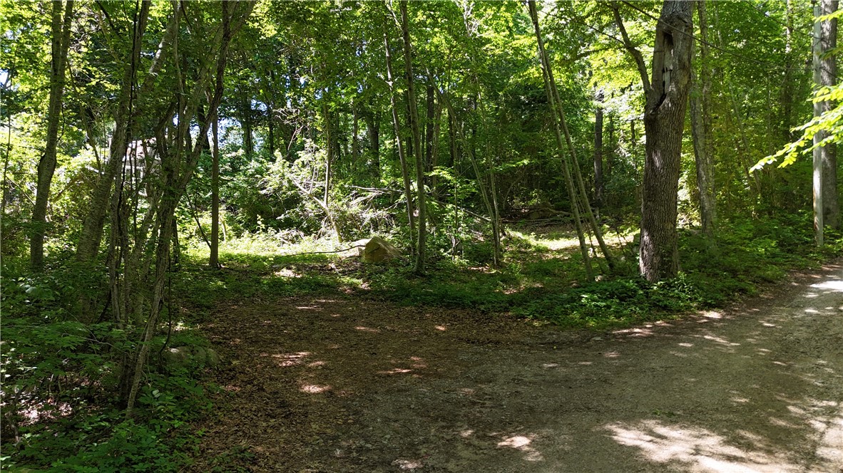 225 Warren Road Westerly, RI 02891 - Photo 3 of 6