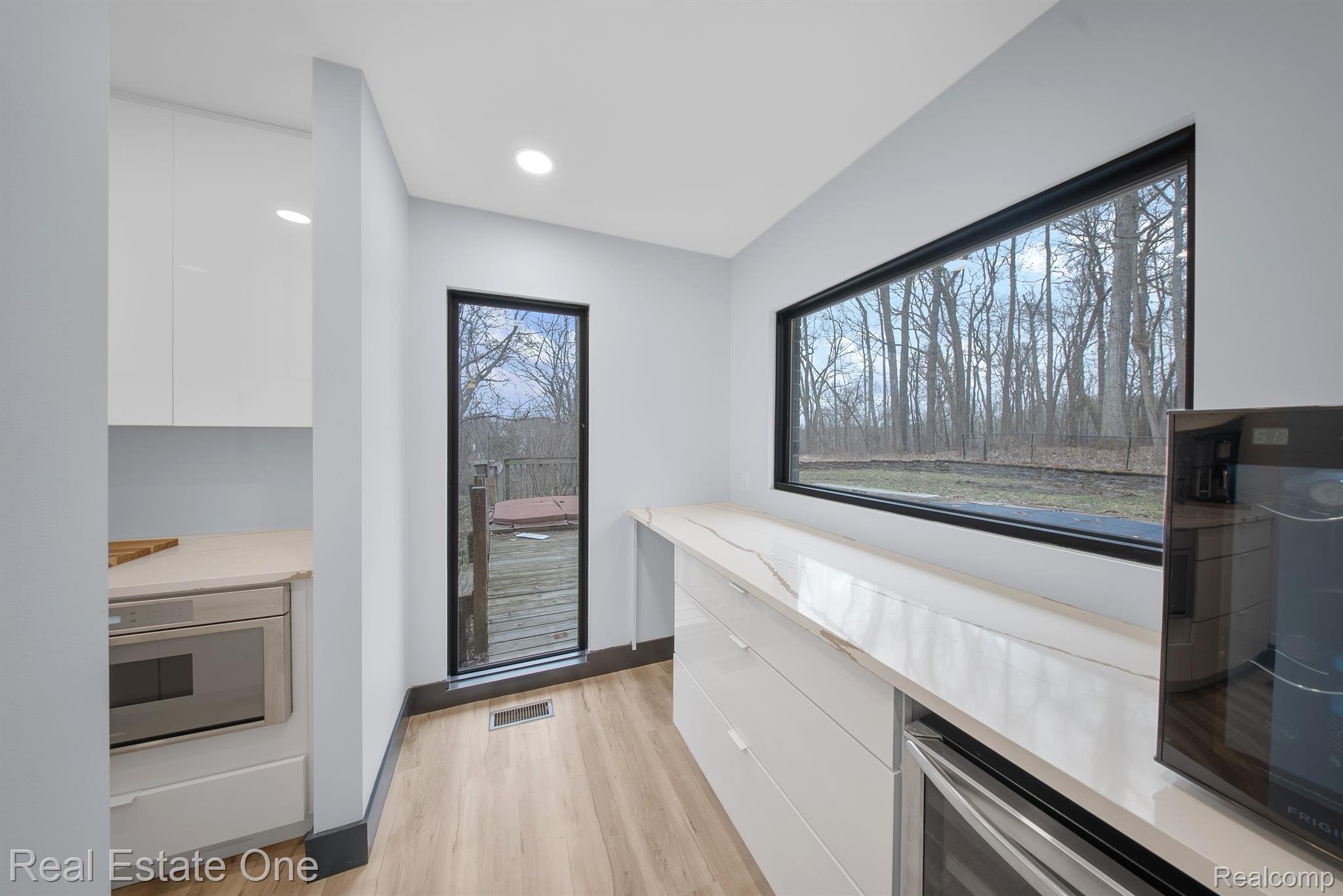 777 Brantford Road Rochester, MI 48306 - Photo 10 of 21 Gallery Image 10