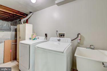 10039 Magledt Road Baltimore, MD 21234 - Photo 16 of 21 Laundry