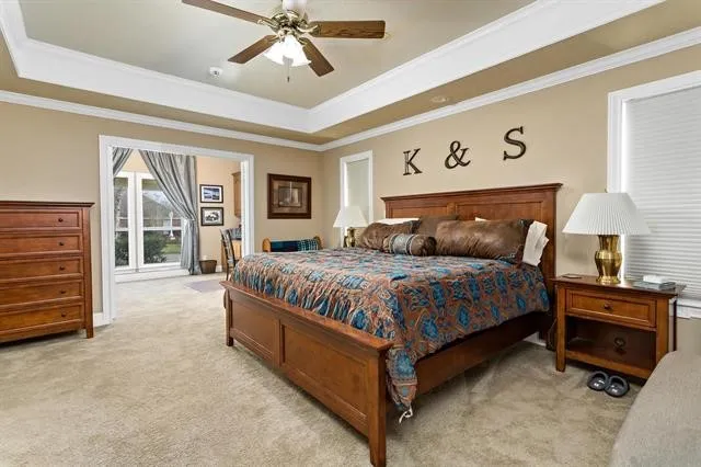 $699,900 | 302 Waterwood Drive, Orange, TX 77630