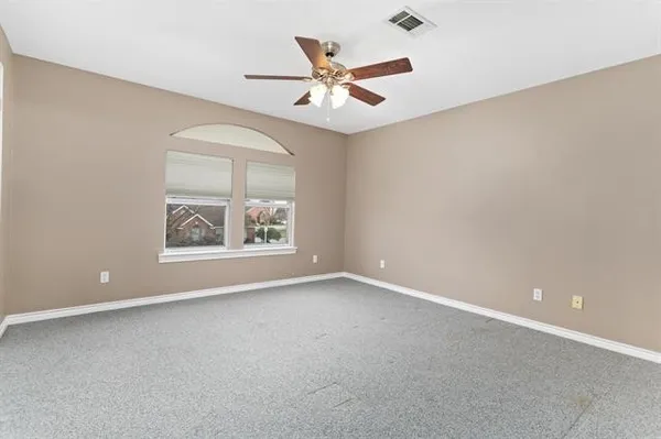 $674,900 | 302 Waterwood Drive, Orange, TX 77630