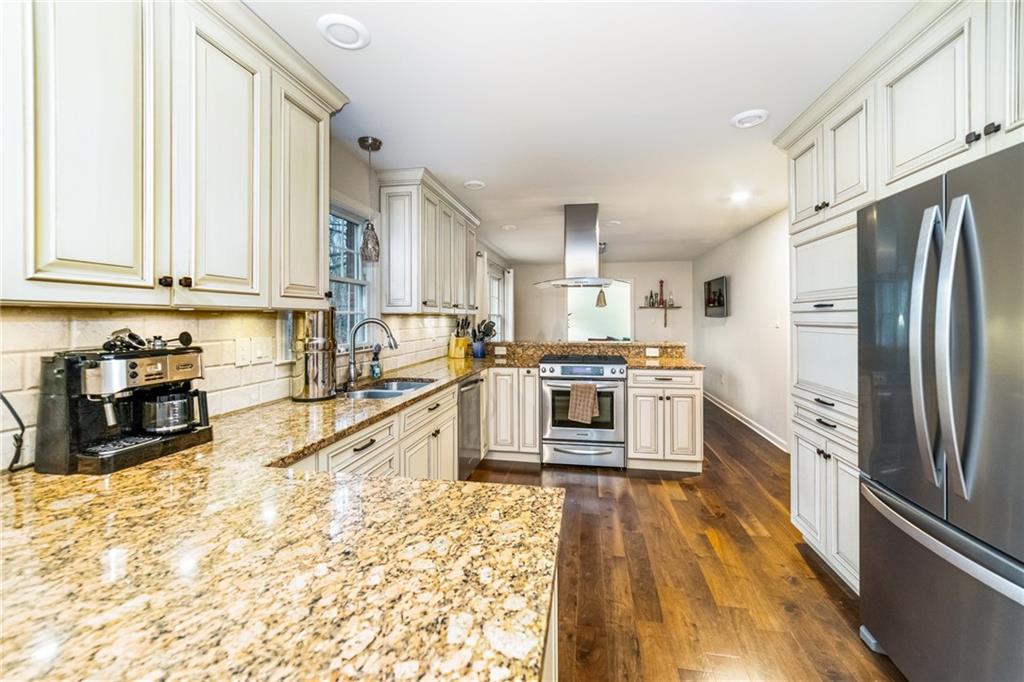 125 Ridgeview Drive Beaver, PA 15009 - Photo 6 of 15 Gallery Image 6