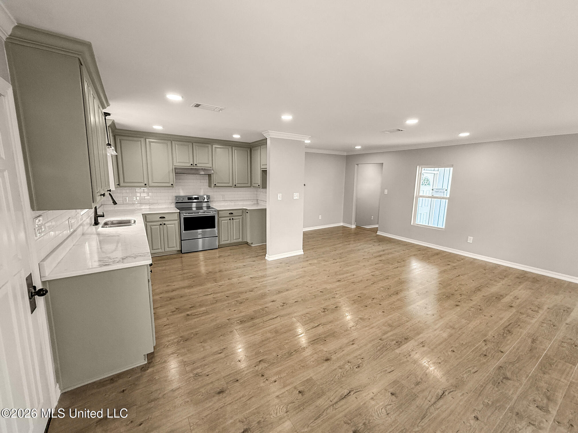 128 Sinclair Street McComb, MS 39648 - Photo 12 of 28 IMG_3064