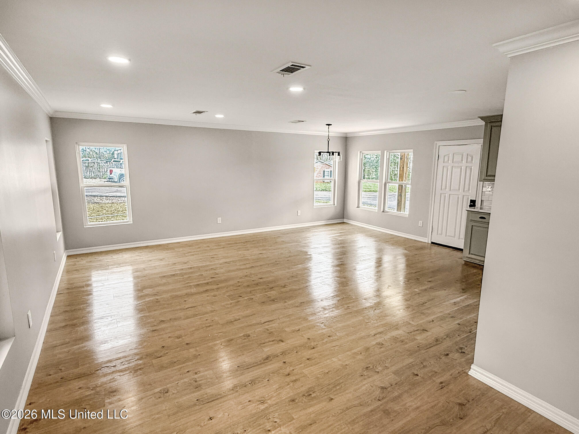 128 Sinclair Street McComb, MS 39648 - Photo 14 of 28 IMG_3062