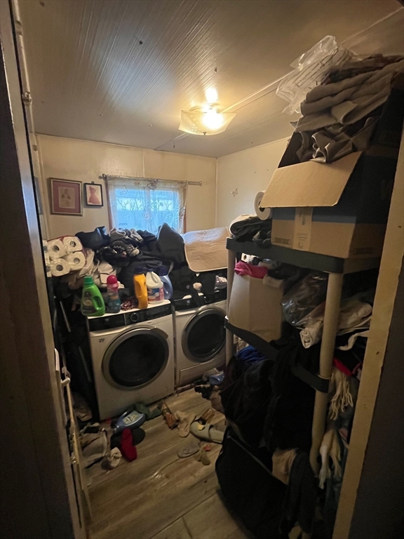 189 Springfield Road, Unit 23 Westfield, MA 01085 - Photo 11 of 14 a room with furniture and wooden floor