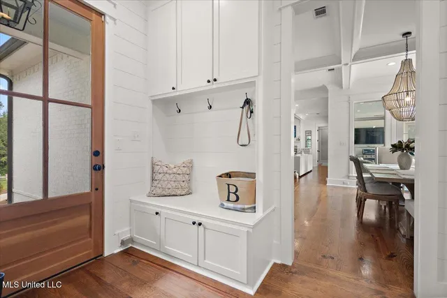 $1,295,000 | 6001 Newell Road, Meridian, MS 39305