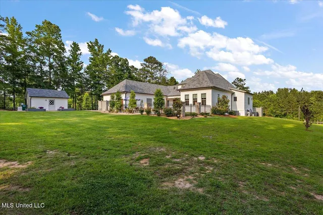 $1,295,000 | 6001 Newell Road, Meridian, MS 39305