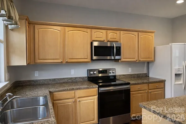 $1,900 | 121 Walnut Cove Drive, Unit A, Mooresville, NC 28117