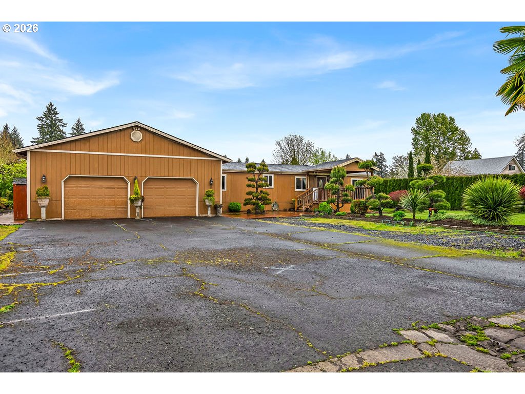 23501 Northeast Sunnycrest Road Newberg, OR 97132 - Photo 3 of 36