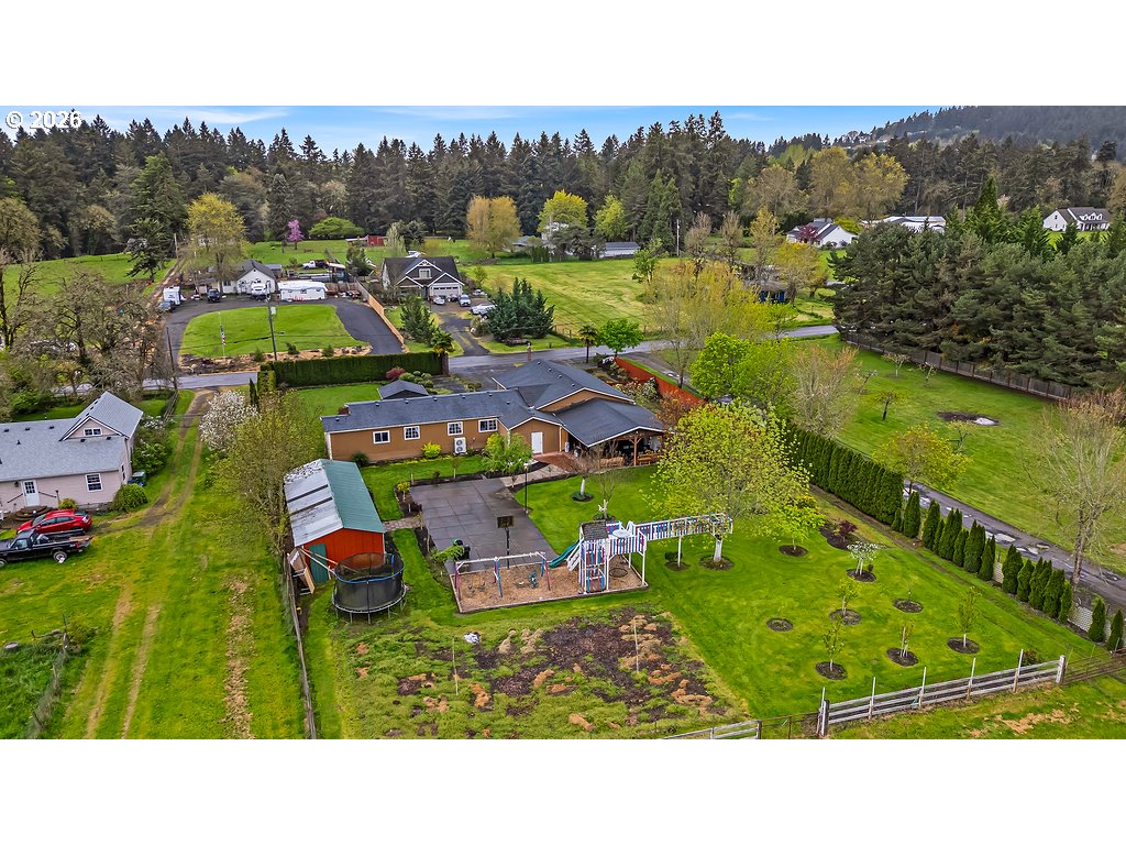 23501 Northeast Sunnycrest Road Newberg, OR 97132 - Photo 34 of 36