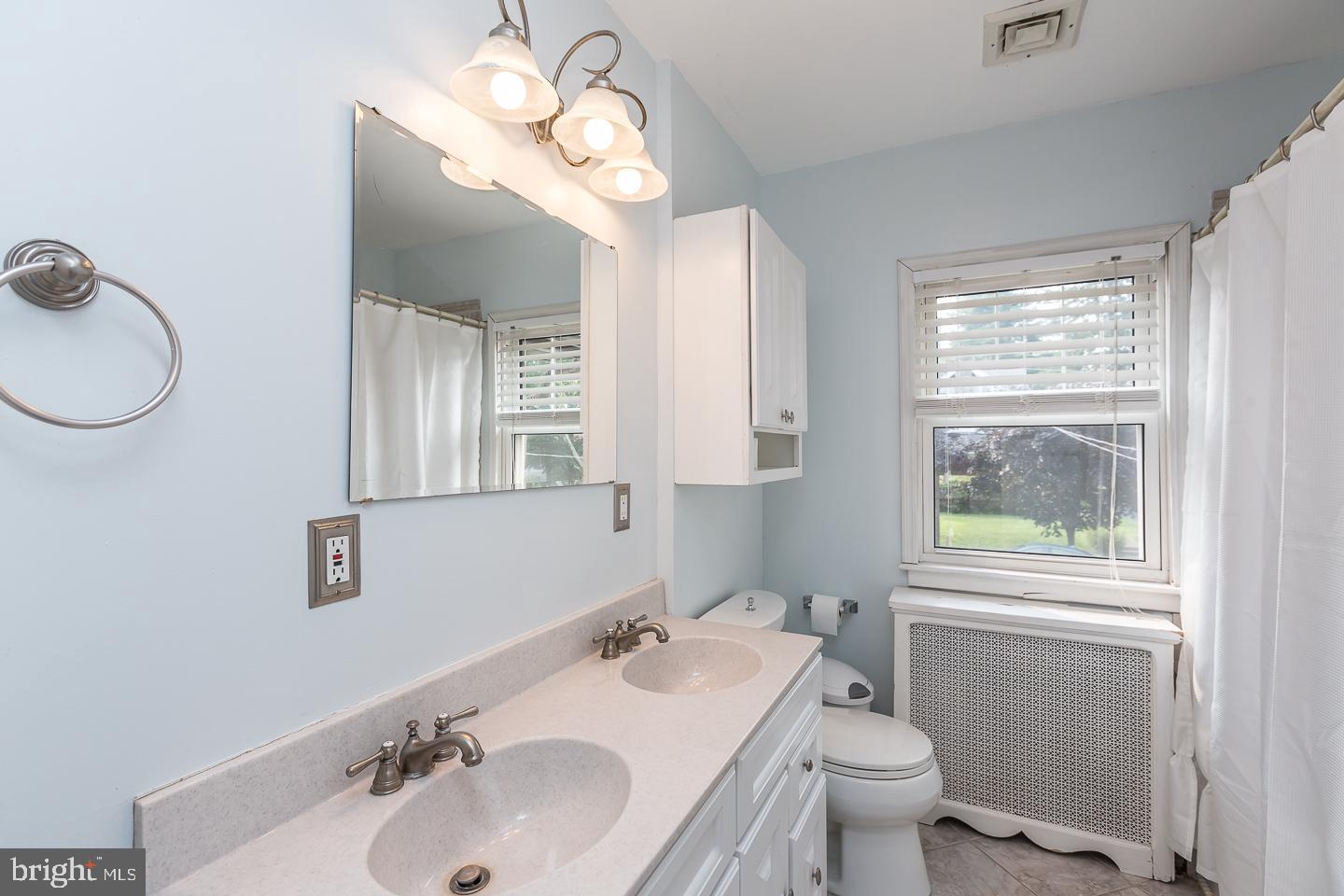 412 Strathmore Road Havertown, PA 19083 - Photo 25 of 39