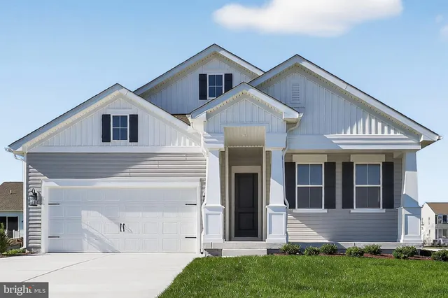 a front view of house with yard