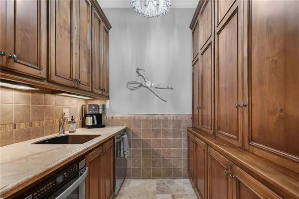 $1,850,000 | 5275 West 150th Terrace, Leawood, KS 66224
