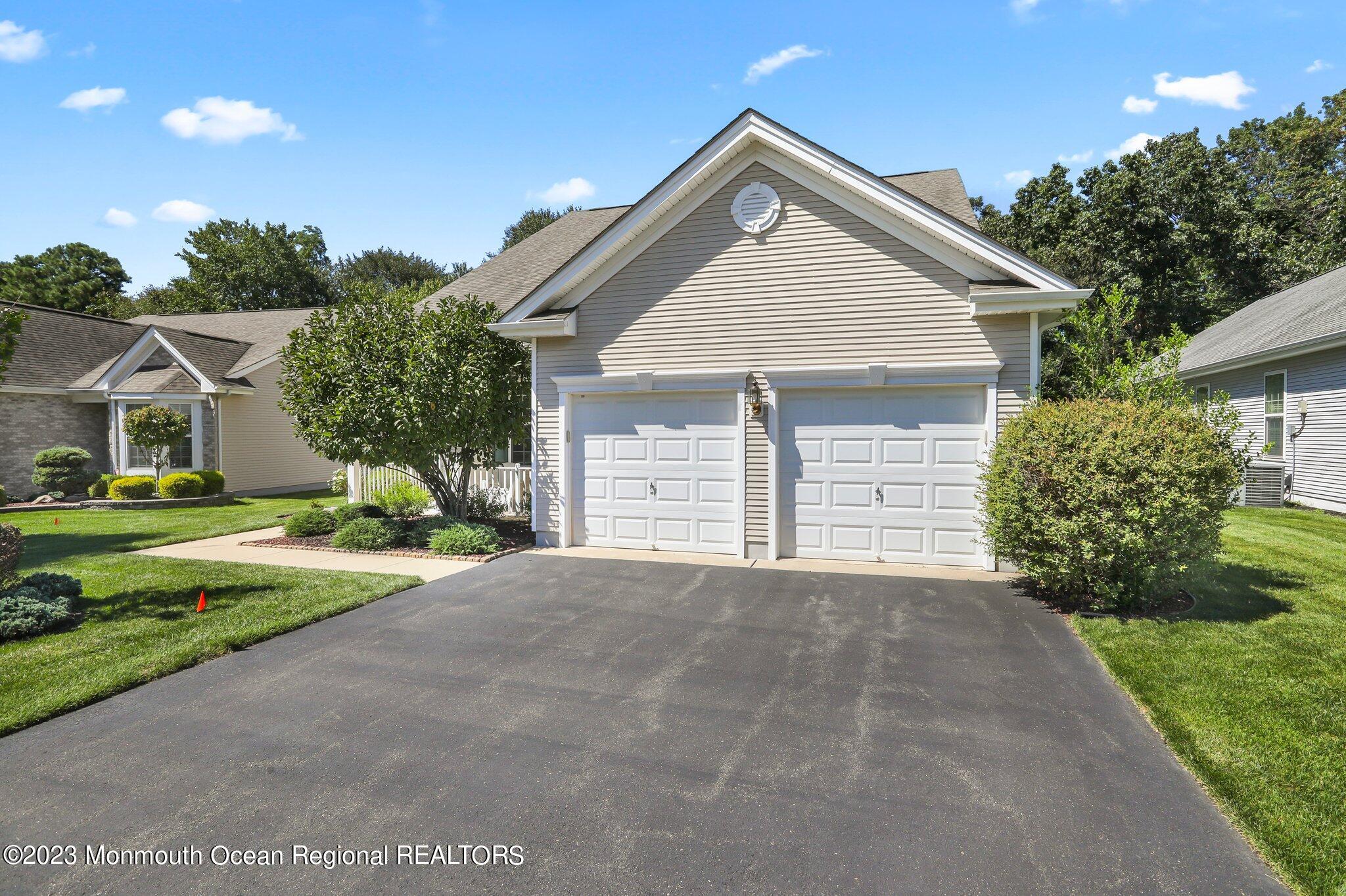 53 Chesterfield Drive Jackson, NJ 08527 - Photo 38 of 46 1-web-or-mls-5W5A2056