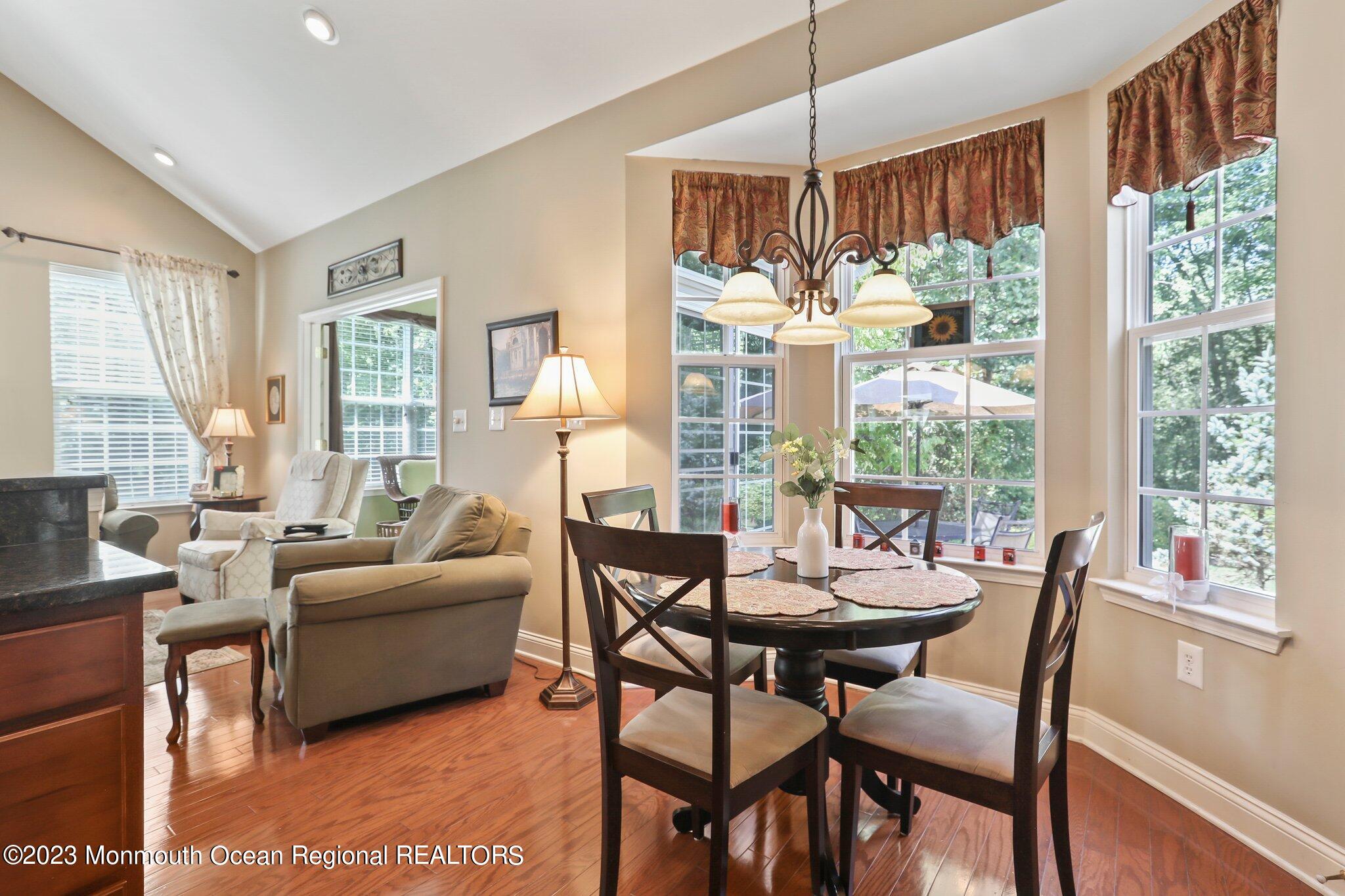 53 Chesterfield Drive Jackson, NJ 08527 - Photo 5 of 46 14-web-or-mls-5W5A1904