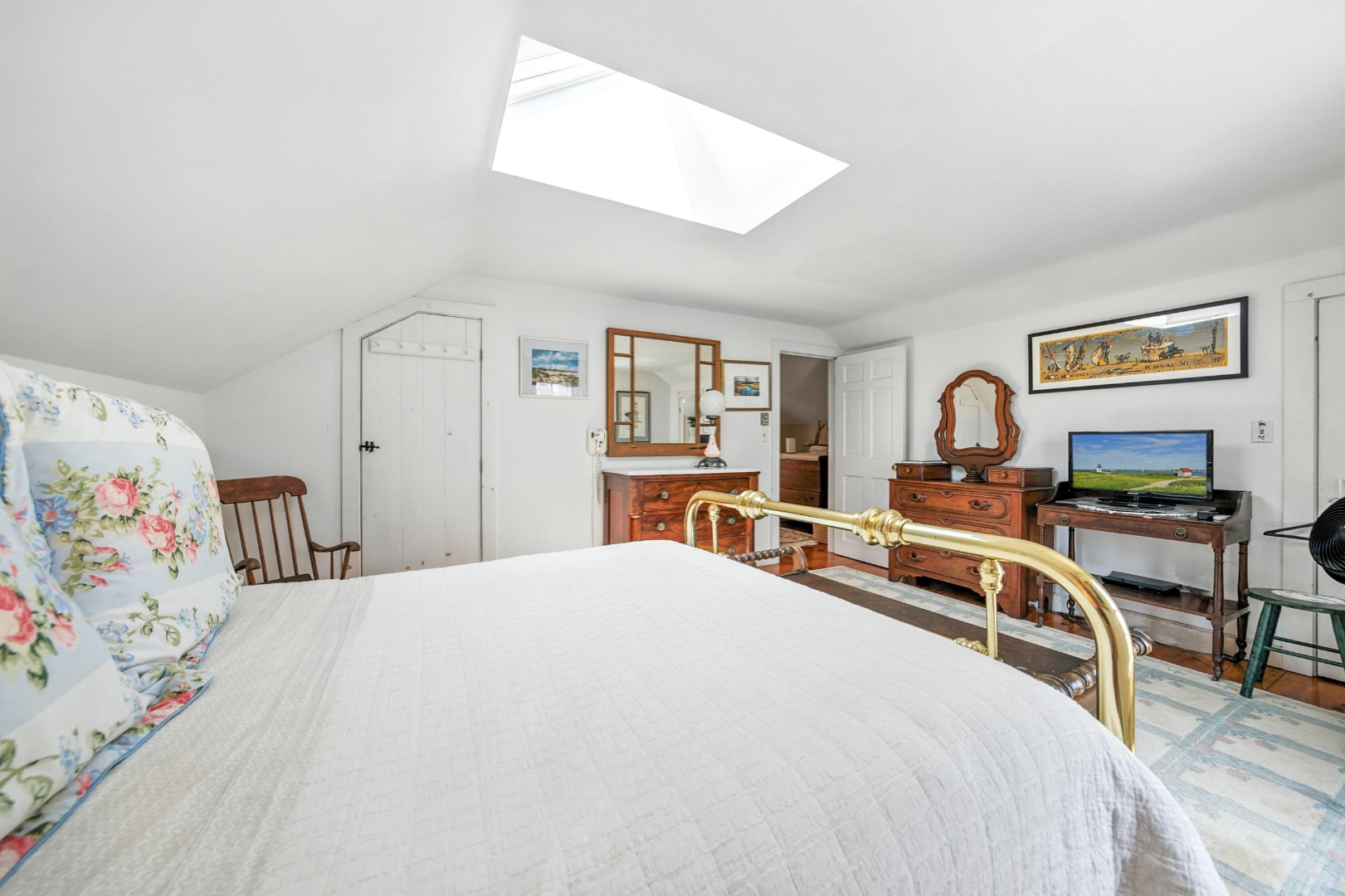 10 Meadow View Drive Nantucket, MA 02554 - Photo 33 of 48 a bedroom with a bed and a desk